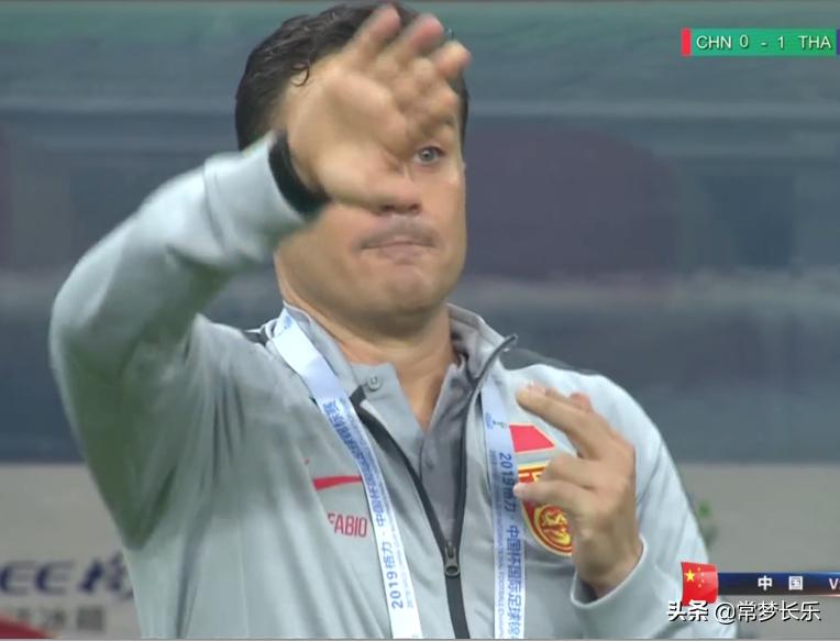 卡纳瓦罗玩火*焚自**，大幕刚拉开就准备倒数，里大爷还是你大爷！？