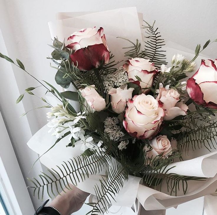 三八女神节送女生花代表什么,女神节送一朵玫瑰花合适吗