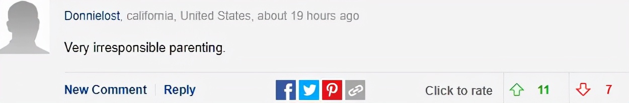 澳洲狂野早教:2岁娃单挑巨蟒,爸爸在一旁指点加油,这?