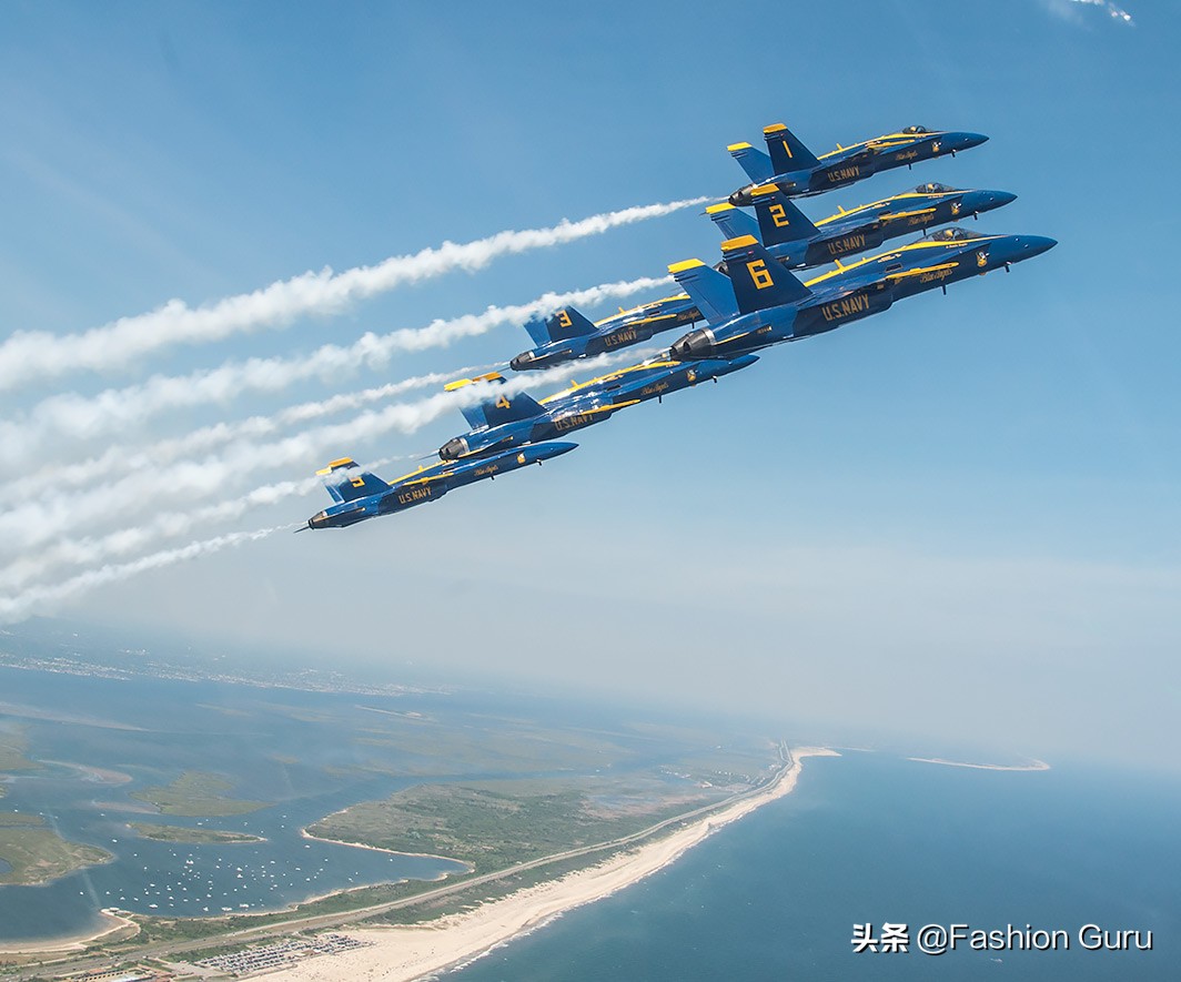 IWC万国表推出“蓝天使”特别版腕表