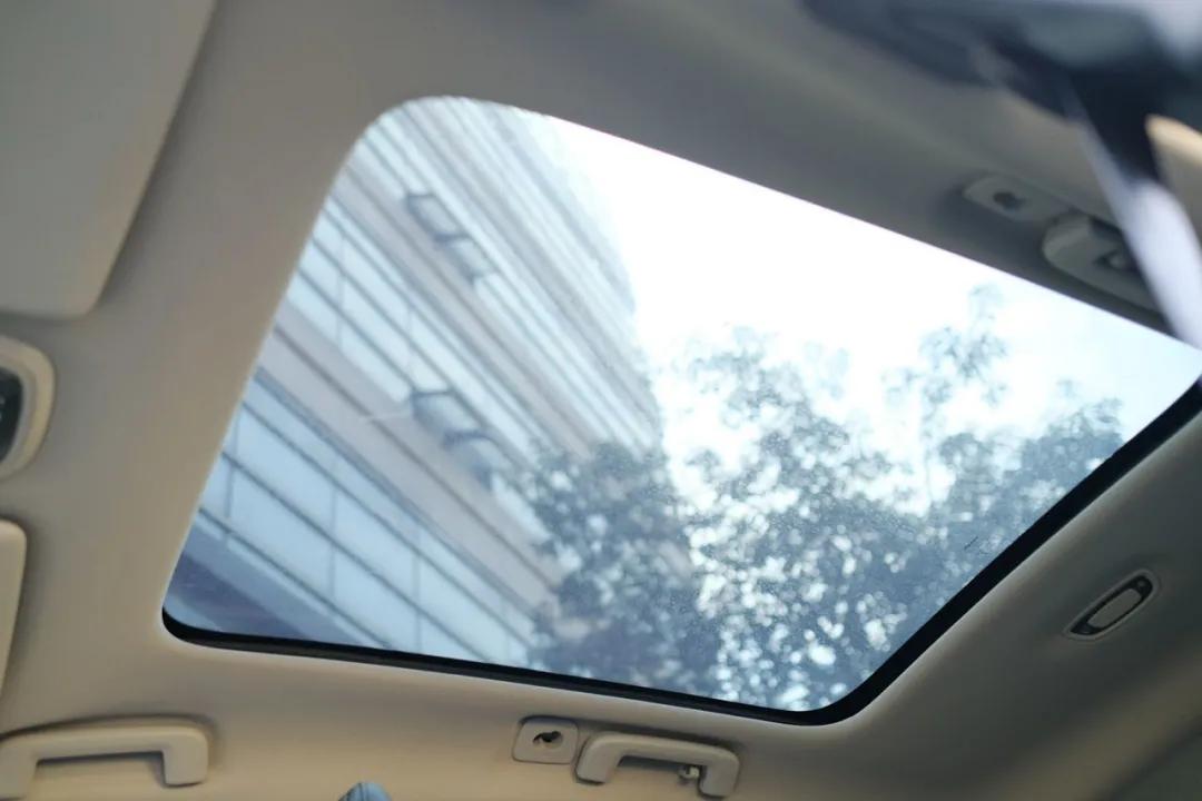 沃尔沃v40二手值得买吗,二手沃尔沃V40值得购买么