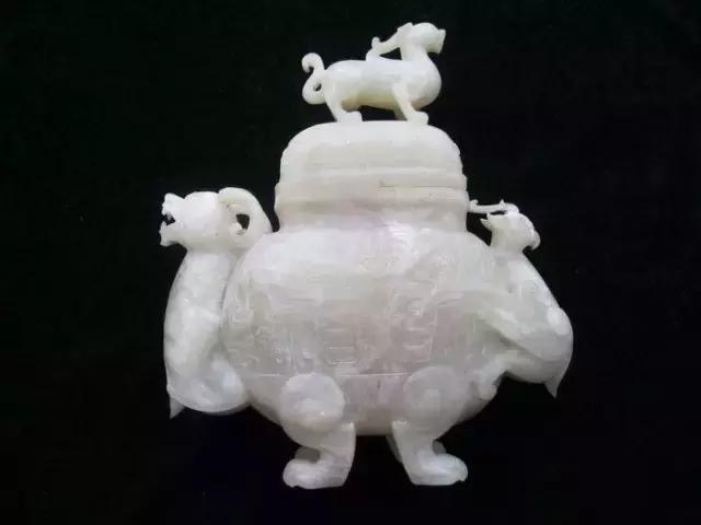 貔貅看耳朵怎么分公母,男女佩戴貔貅分公母吗