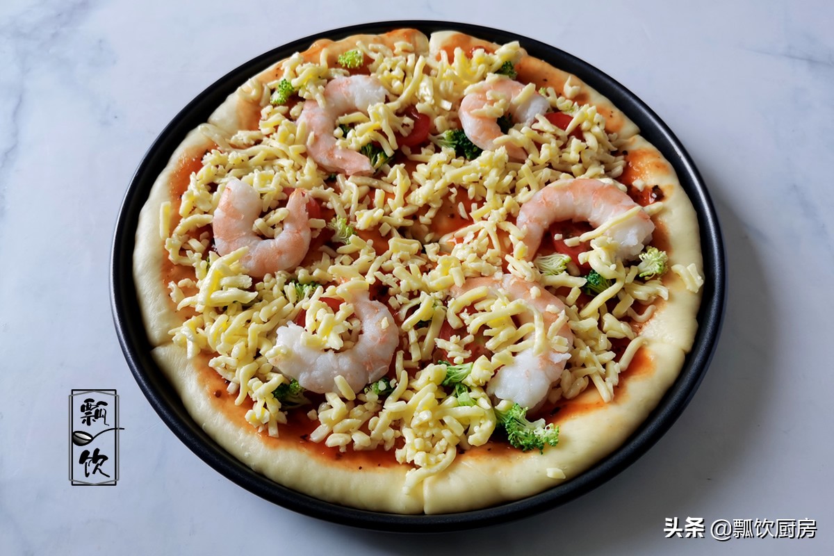 在家做好吃的披萨的方法,懒人做法在家就可以做披萨