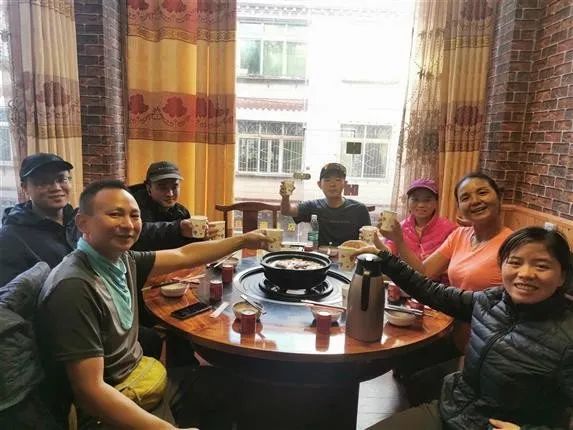 8月格聂c线,8月走格聂南线穿什么