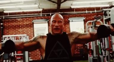 巨石强森健身计划,巨石强森训练时间表