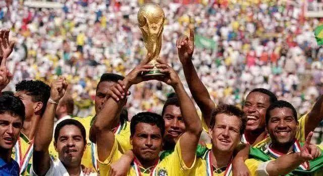 ​“如果队友都能达到我的水平，我们早就是第一了。”