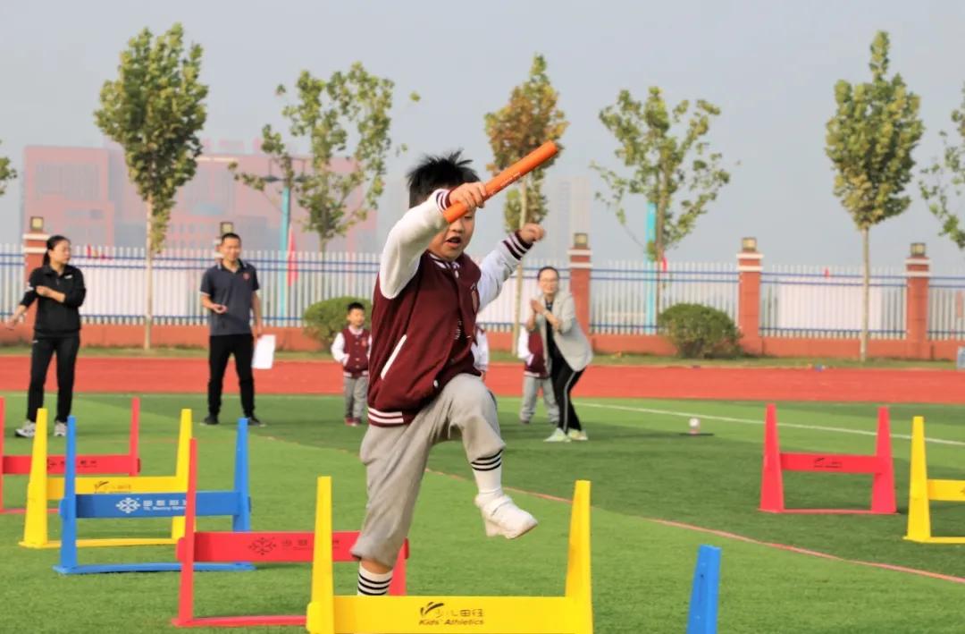 趣味运动会团结奋进,趣味运动会青春