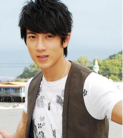 盘点：娱乐圈隐婚多年的明星，钟汉良、吴尊、黄圣依都在其列