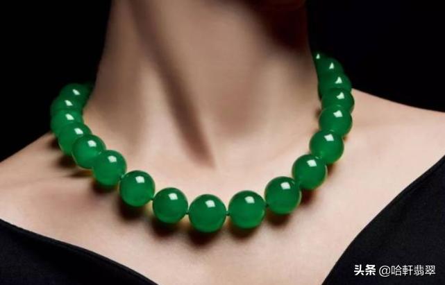 过亿的老翡翠珠链,翡翠珠链81颗