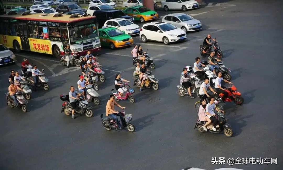 锂享未来,新能源锂电车还有希望吗