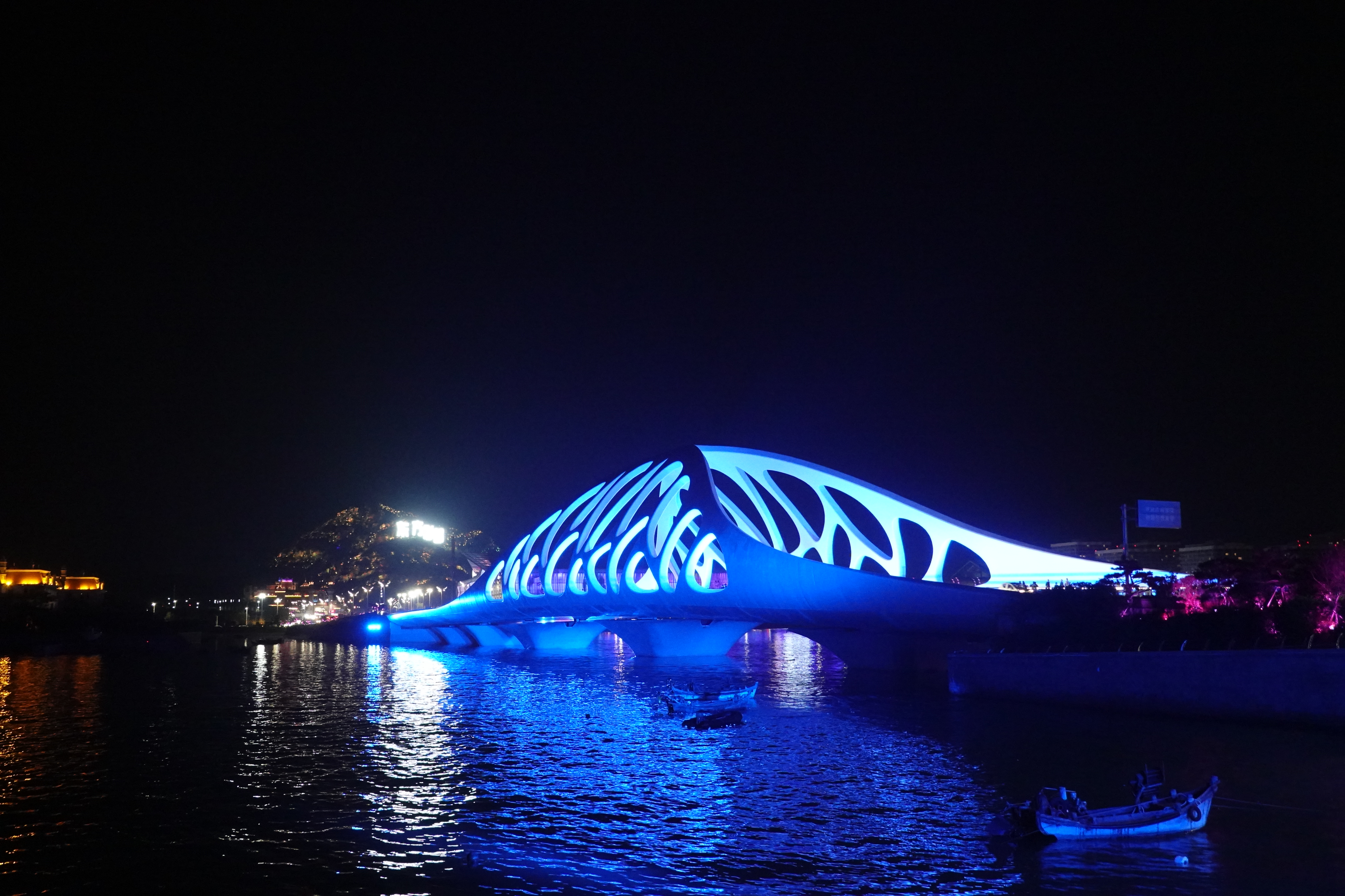 美丽的神话贝斯,美丽的神话完整钢琴