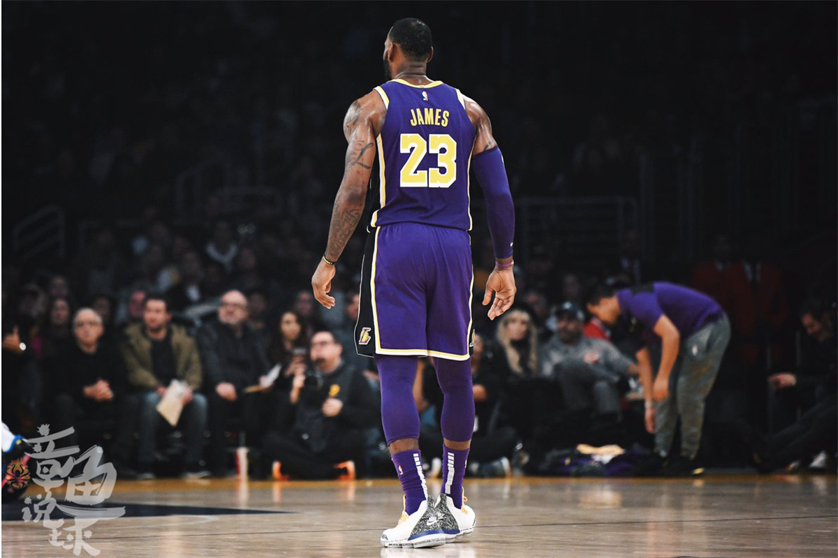 鑰佽┕鍗婂満婊氱悆琚柇,婊氱悆鐘