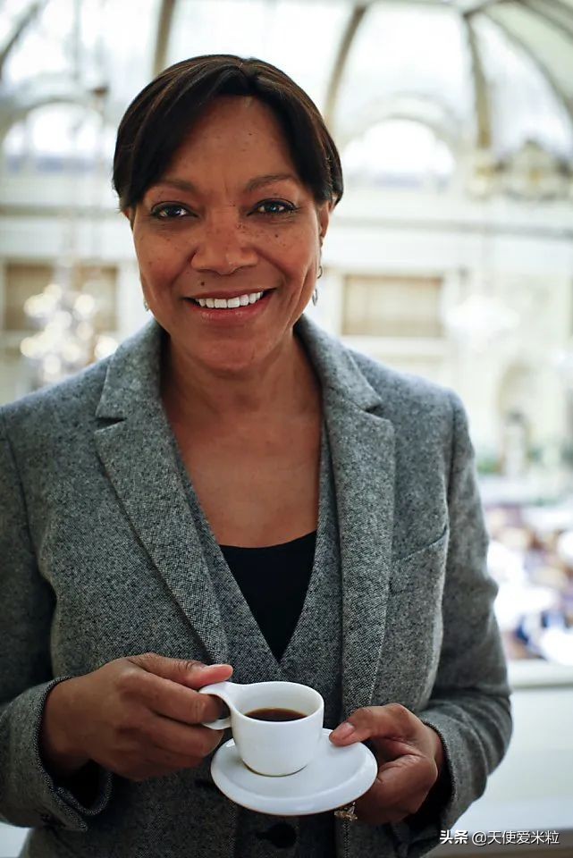 被天价离婚抚养费拖垮，老戏骨罗伯特·德尼罗狂拍戏只为赚钱？