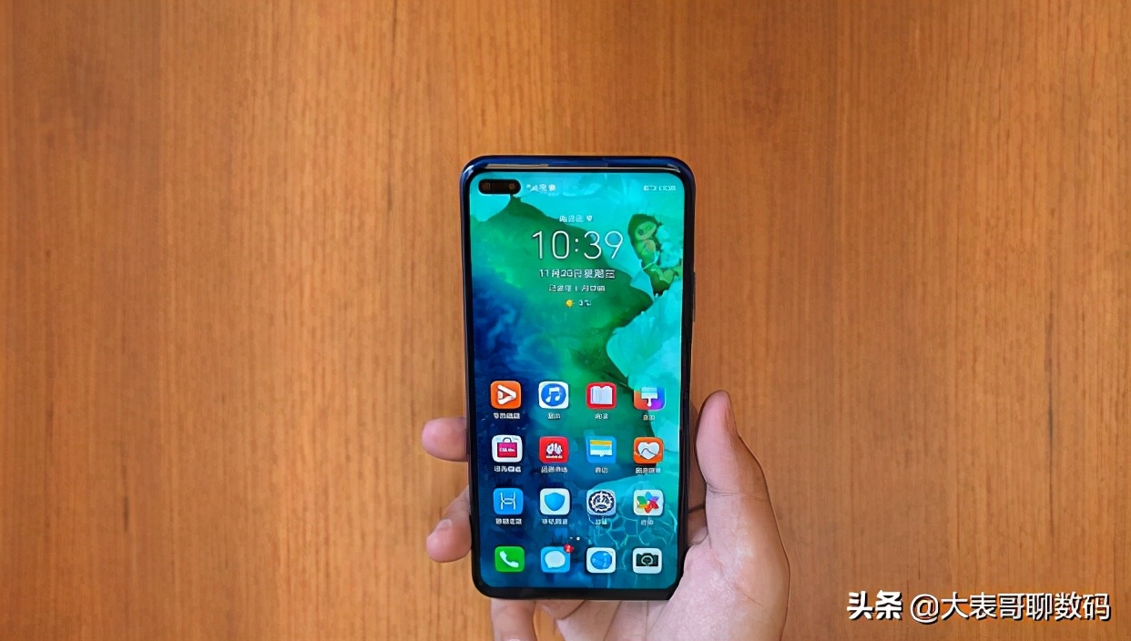 目前性价比最值得入手的三款手机,年底最值得3款手机性价比高