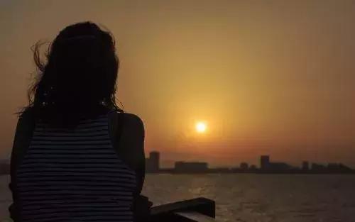 缺钱的症状和危害,缺钱真的很可怕