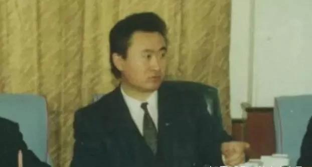 泰山会柳传志视频,泰山会与蒙牛的故事