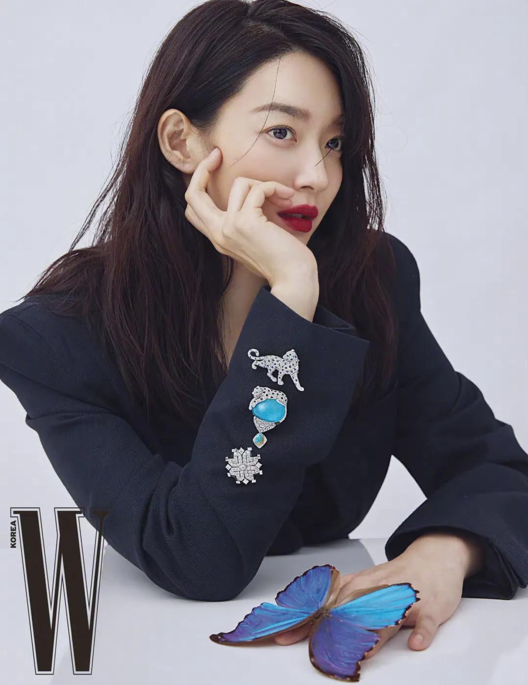 她被称韩国硬照女王,手握时尚圈顶级资源!网友:姐姐我可以