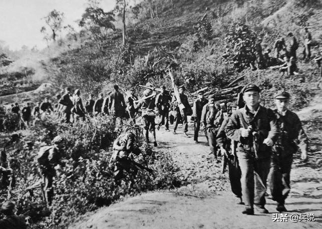 夜寻卫生队，我留一颗*弹子**给自己：四个兜干部，别让越军活捉