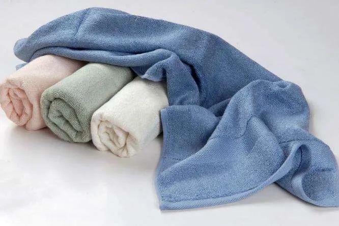 眼里有虫子应该怎么办,眼里有虫子需要马上治疗吗