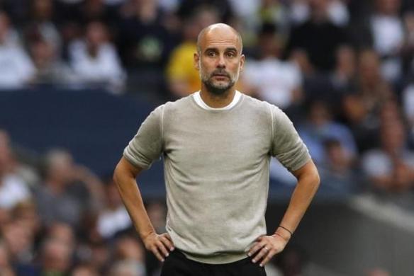 曼联结束对巴萨5场不胜,曼联上半场0:3落后下半场逆转