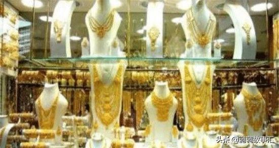 10亿人民币在迪拜能干什么,迪拜生活一个月多少人民币