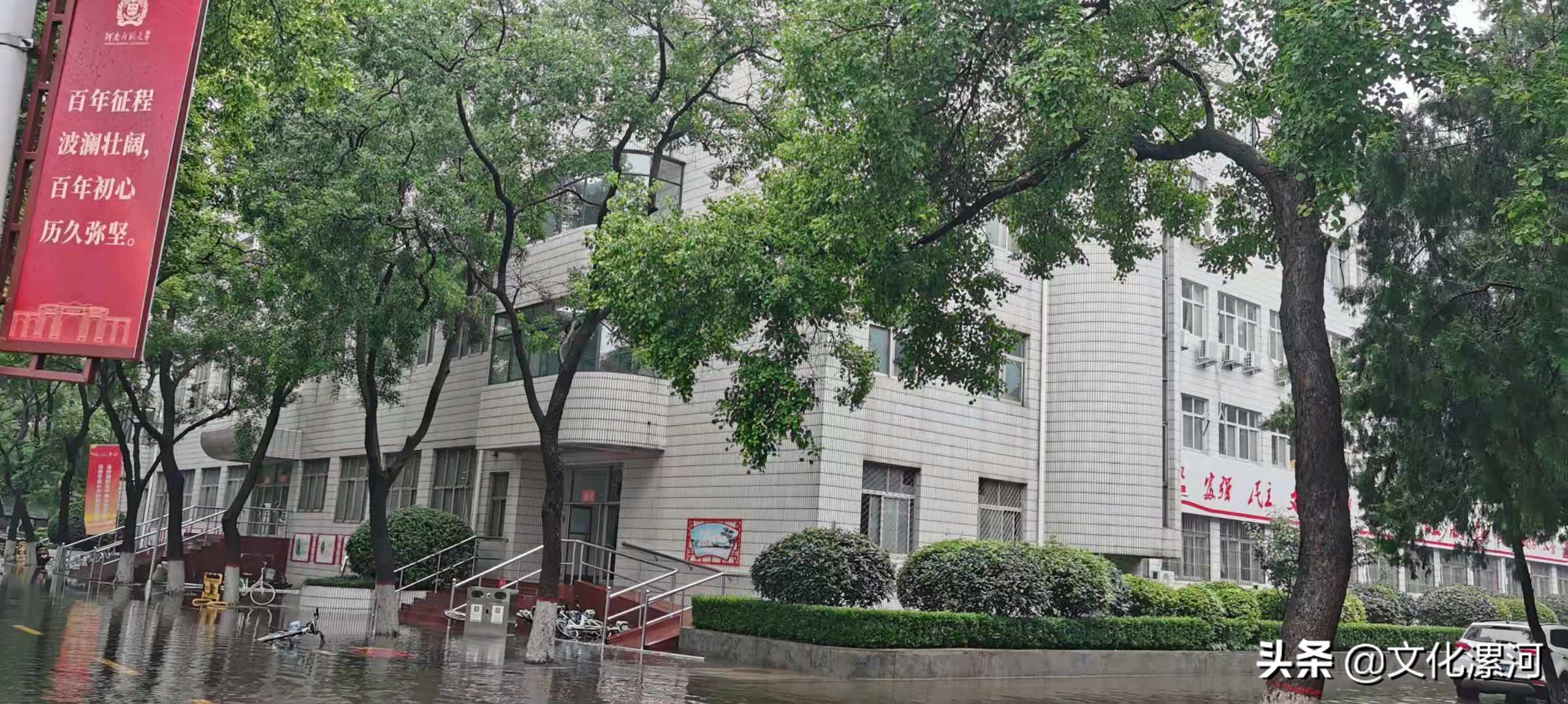 新乡遭受暴雨地图,新乡暴雨天视频