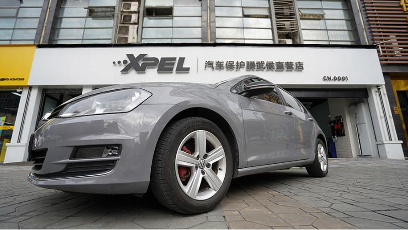 新车贴膜后起雾怎么处理,新车贴膜8天有泡怎么整