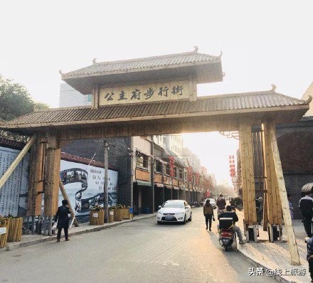 呼和浩特美食街推荐便宜好吃,内蒙古呼和浩特附近美食