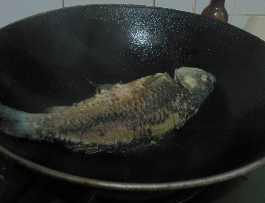 不管炖什么鱼汤牢记4点,不管炖什么鱼都要记住这个诀窍