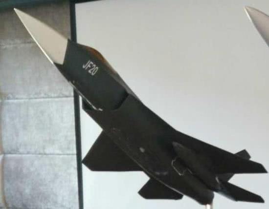 jf20单发隐身战斗机,中国中型jf17隐形战斗机