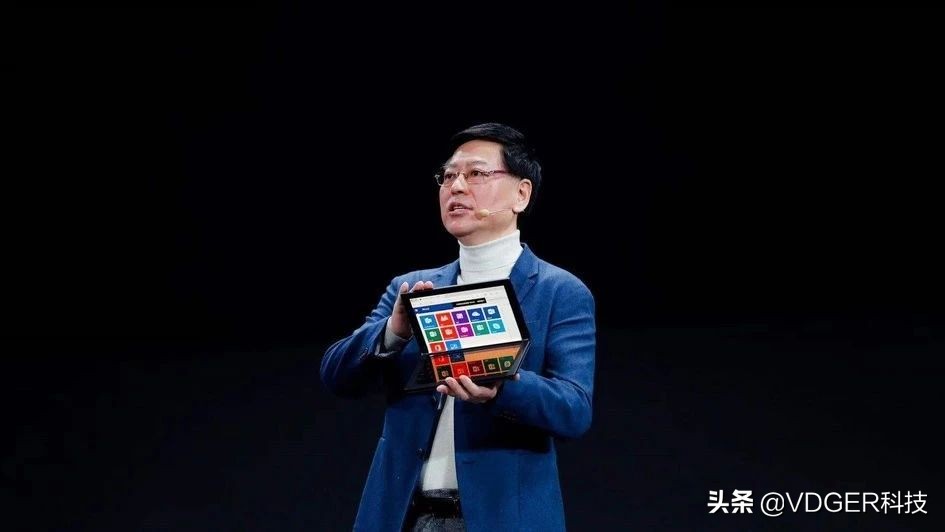 联想新款折叠屏笔记本即将上市,联想全球首款笔记本5g