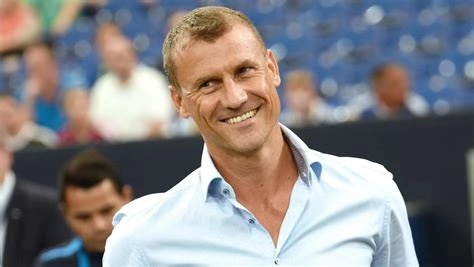 前德甲金靴埃贝·桑德：癌症手术5周后重返赛场，助丹麦进世界杯