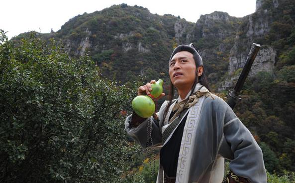 古诗中偶得与偶成是何意？黄庭坚偶得螃蟹，张孝祥偶得菊花