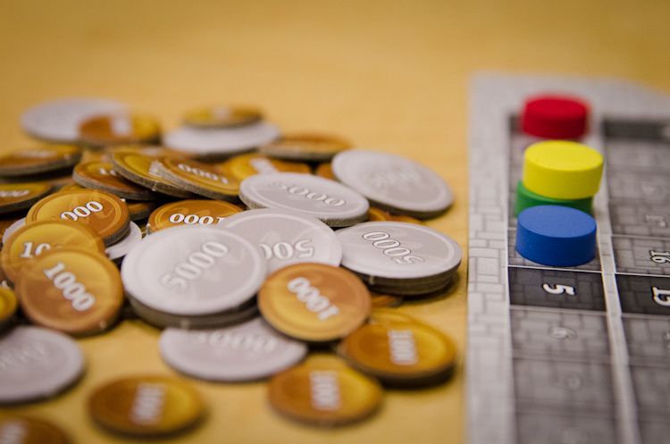 疯子在左，国王在右，城堡在中央——《疯王城堡》