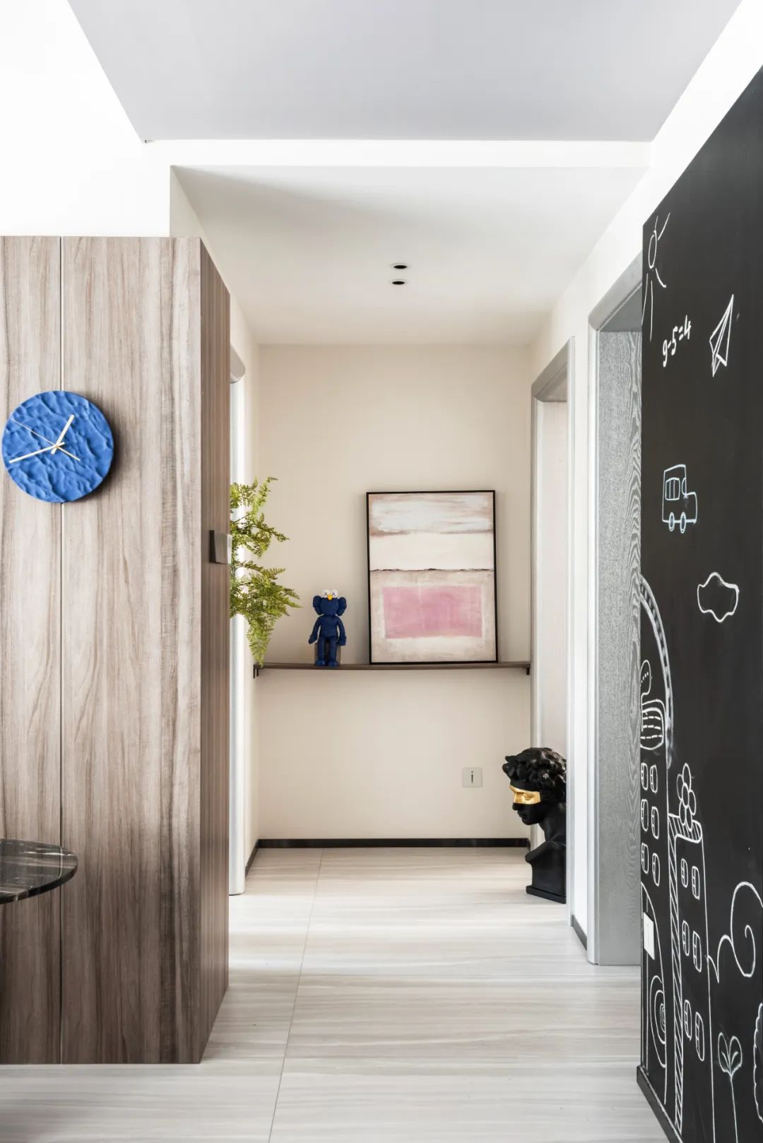 175平米轻奢风格装修,小户型黑白灰原木色极简风格