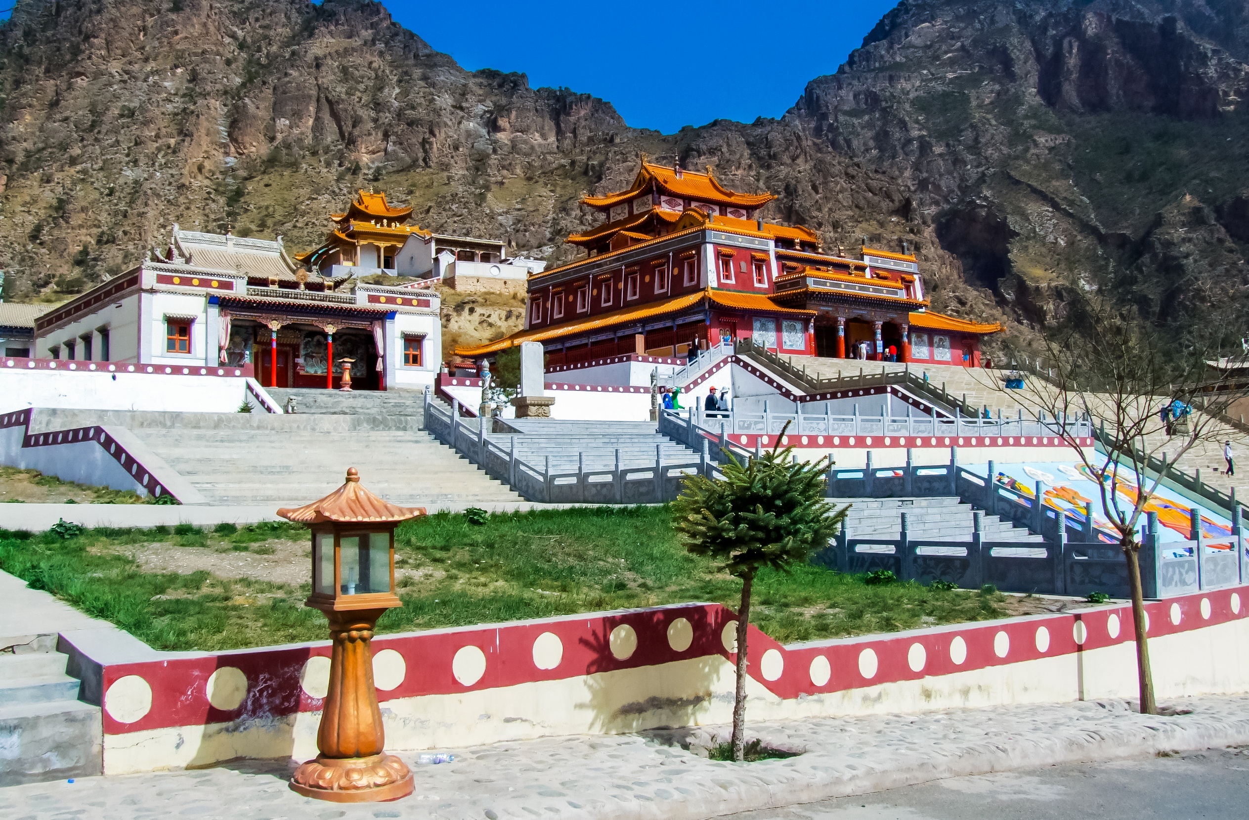 罗什寺，广宗寺，从鸠摩罗什到仓央嘉措，殊途同归的朝觐之路