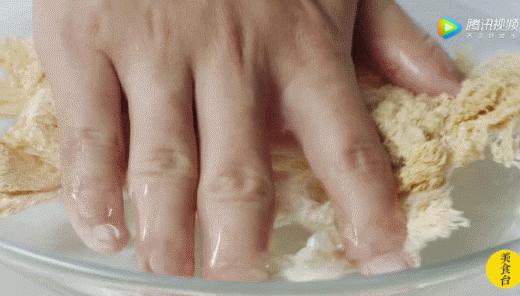 泡银耳一晚上会有毒么,如何泡发银耳煮得更粘稠