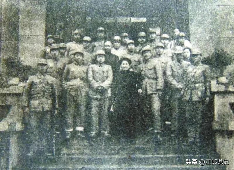 师级干部被*杀虐**，毛*东泽**震怒，*小平邓**迅速部署，歼灭116万人