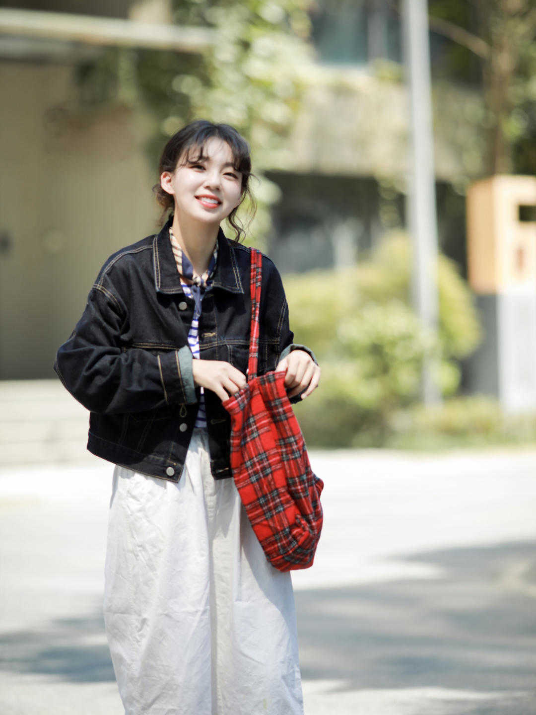 一衣多穿牛仔外套的n种搭配思路,牛仔外套怎么搭配这样穿准没错