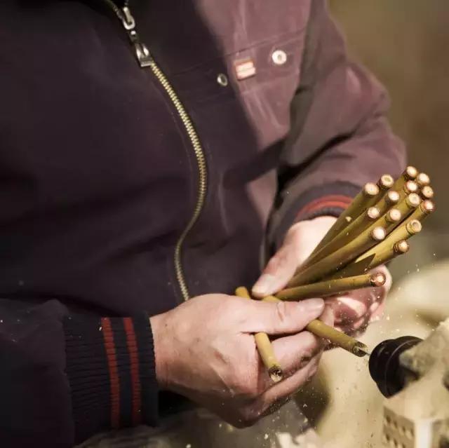 原来毛笔是这样做出来的,原来红木是这样做出来的