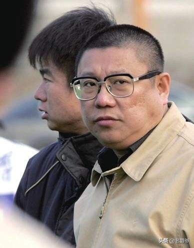 终身蓝白,将军卸甲何人继,泰达功勋队长退役,拥趸撰文修史留念