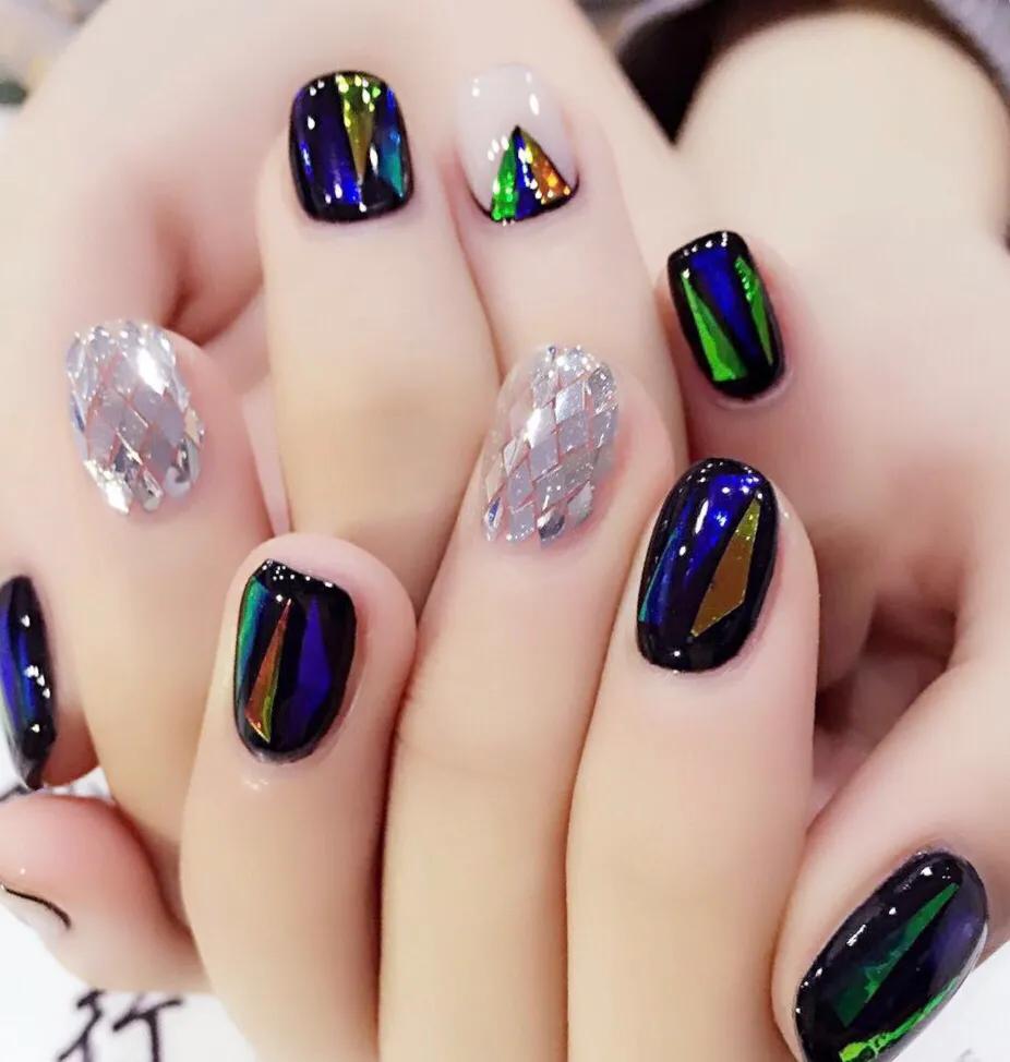 有一种颜色叫blackpink,blackpink黑色火焰美甲