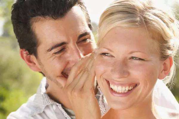 灰姑娘怎么样才能嫁给王子,灰姑娘怎么唤醒王子的