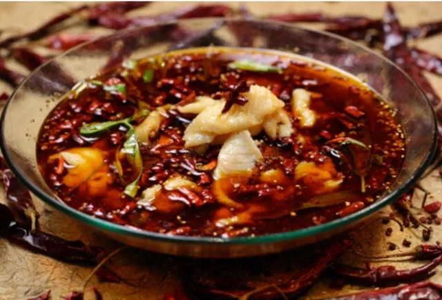 脸颊高原红，持续不褪怎么办？