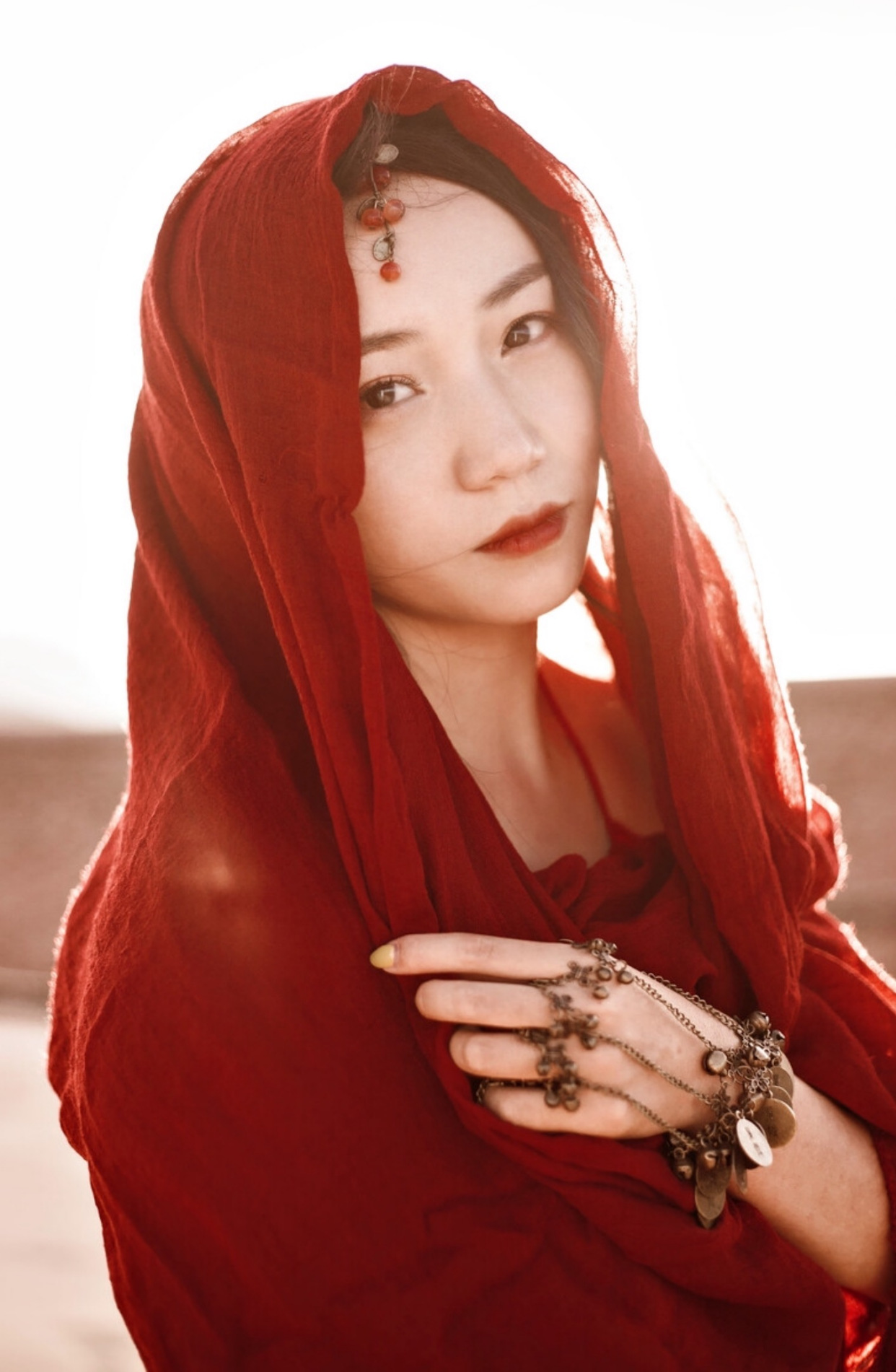 中老年优雅照相摆姿,老年人优美的照相姿势