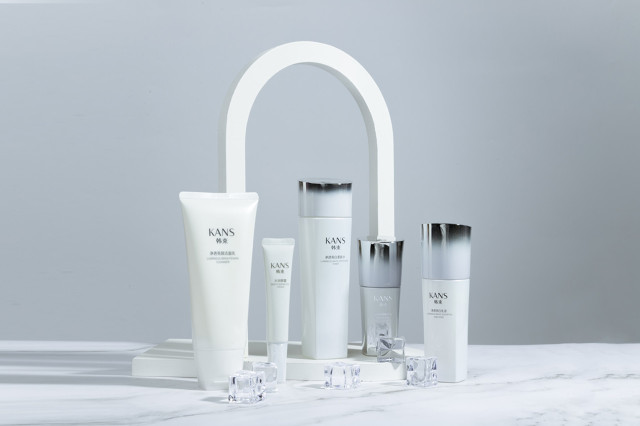 用眼霜后眼睛长脂肪粒怎么办,一擦眼霜就长脂肪粒怎么办