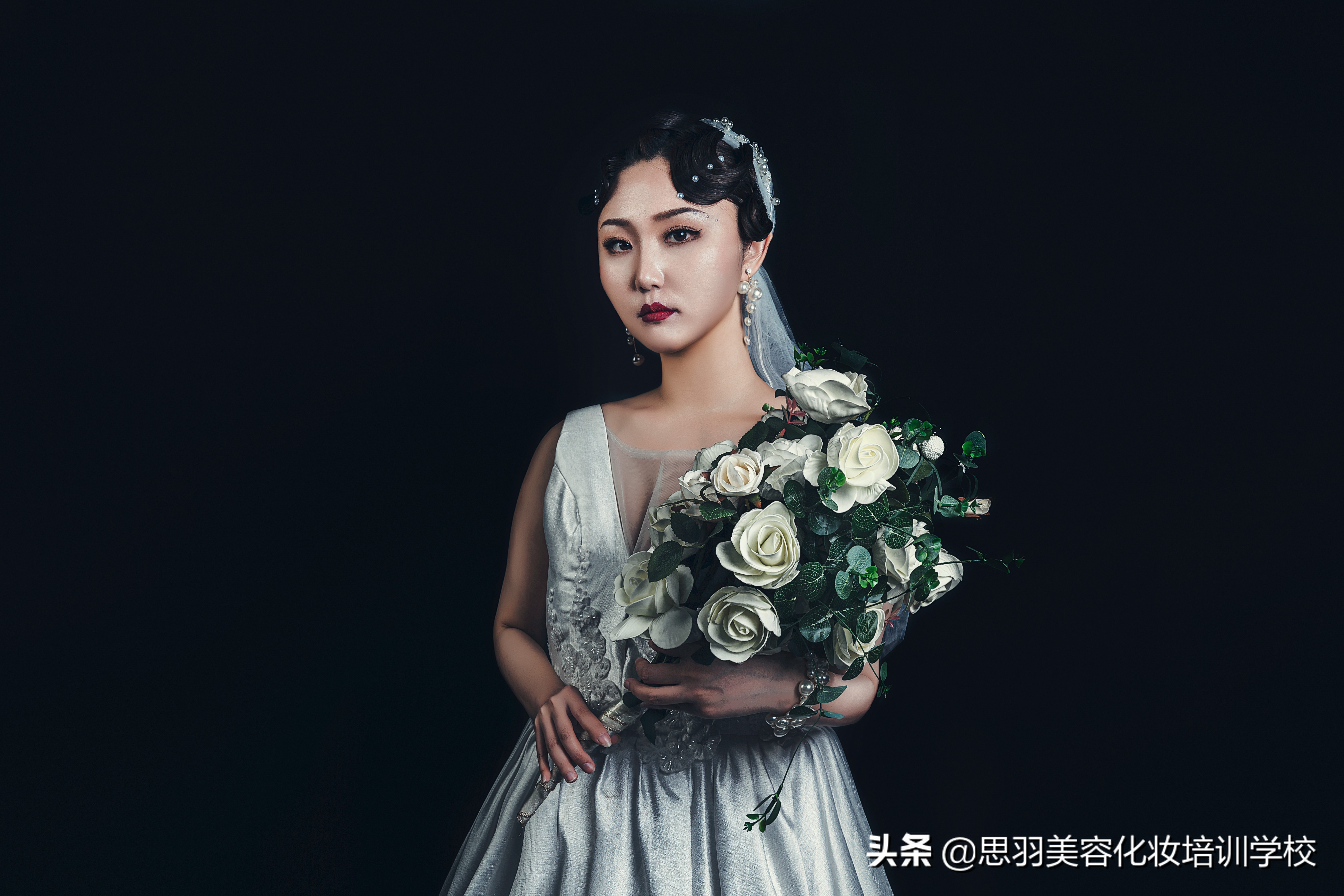 美妆盛行，韵味十足的复古造型作品赏析