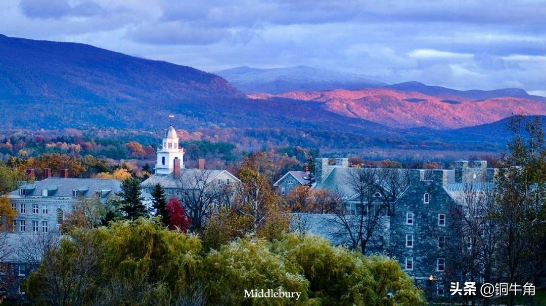 青岛二中三次录取机会,青岛二中2022届优秀毕业生名单