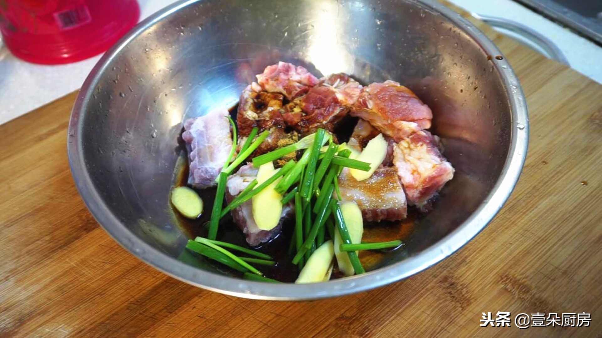 电饭煲可乐烧排骨的做法,电饭煲焖烧排骨正宗做法