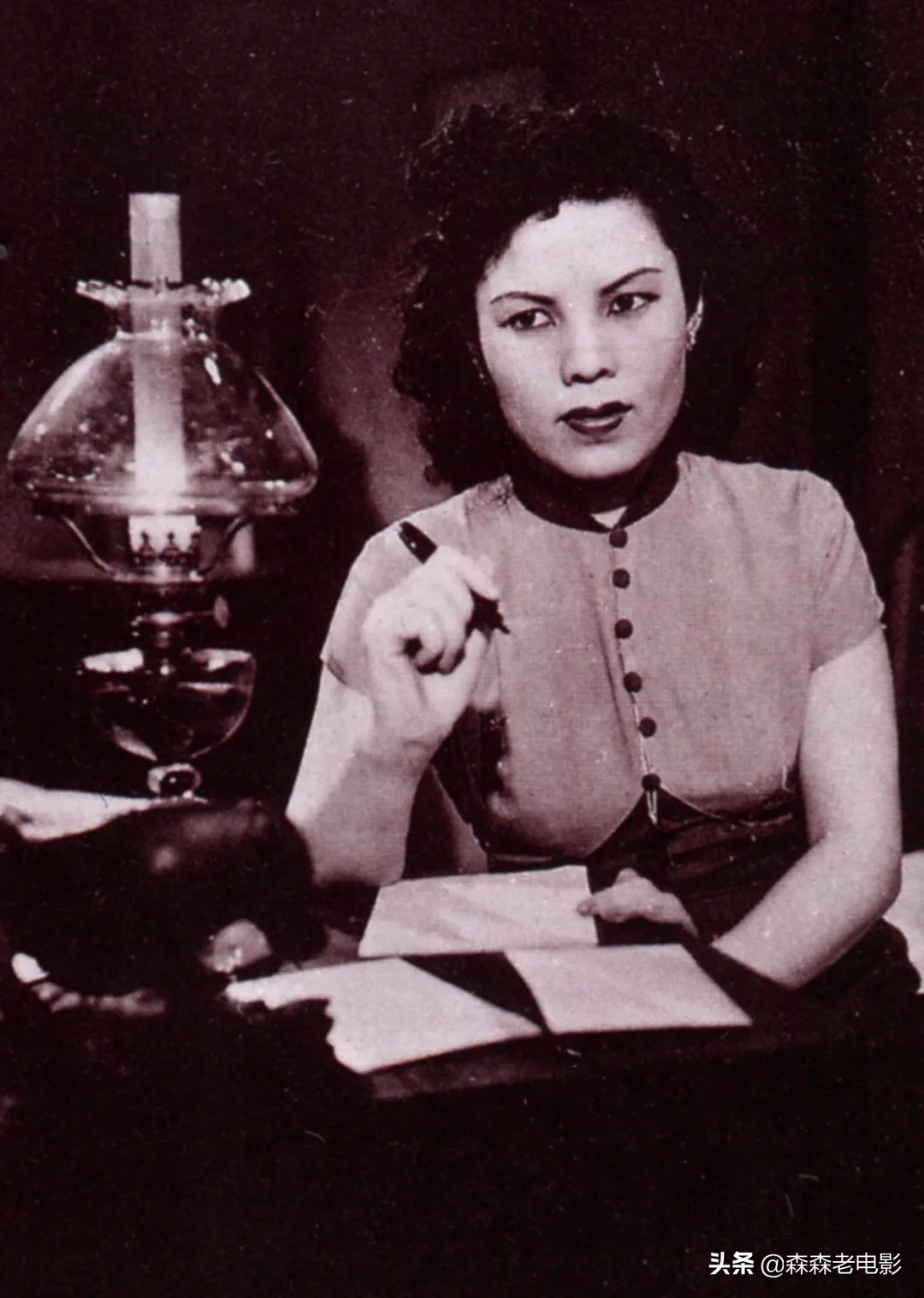 复刻《戏剧电影报》82.9：李仁堂的遗憾·饥饿的赵丹